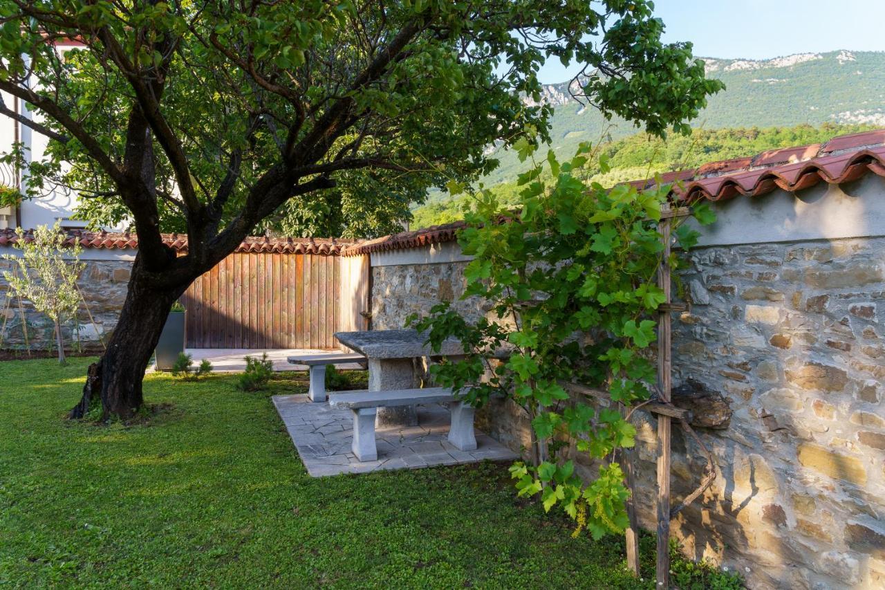Guest House Zerjal Podnanos Zewnętrze zdjęcie